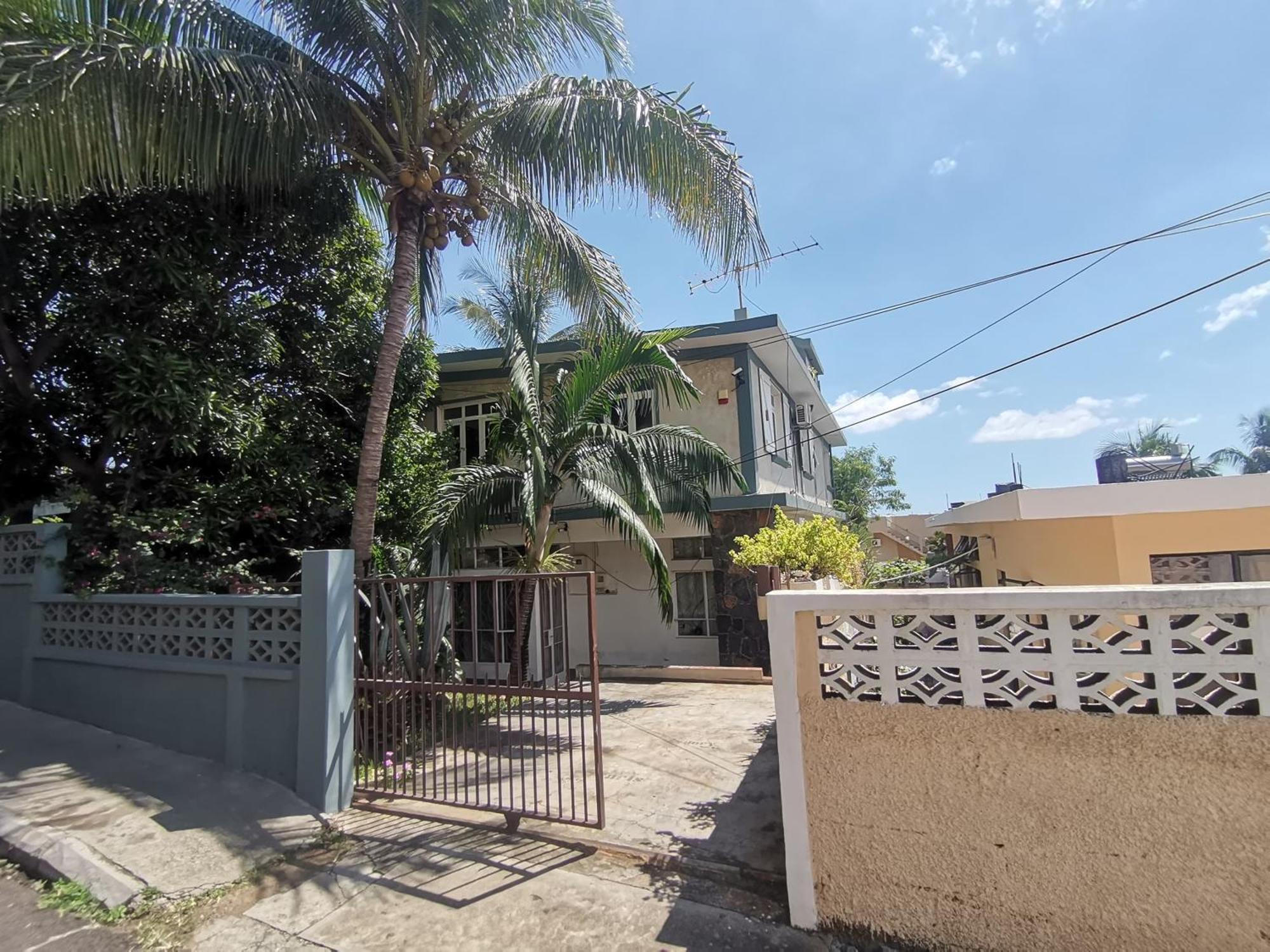 Modern Apartment/3Bedrooms/2Bathrooms/Rooftop/Jacuzzi Pointe aux Sable エクステリア 写真