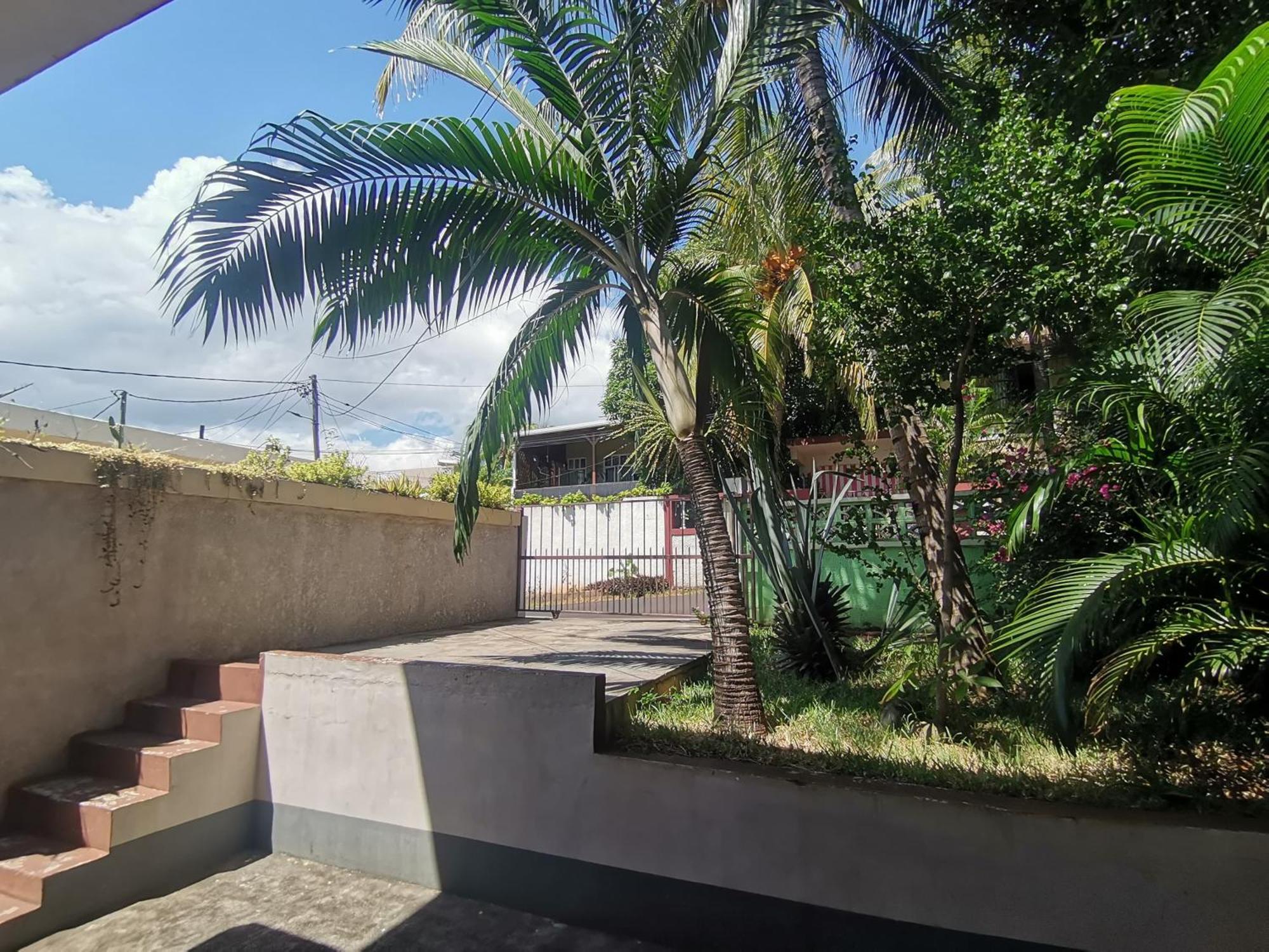 Modern Apartment/3Bedrooms/2Bathrooms/Rooftop/Jacuzzi Pointe aux Sable エクステリア 写真