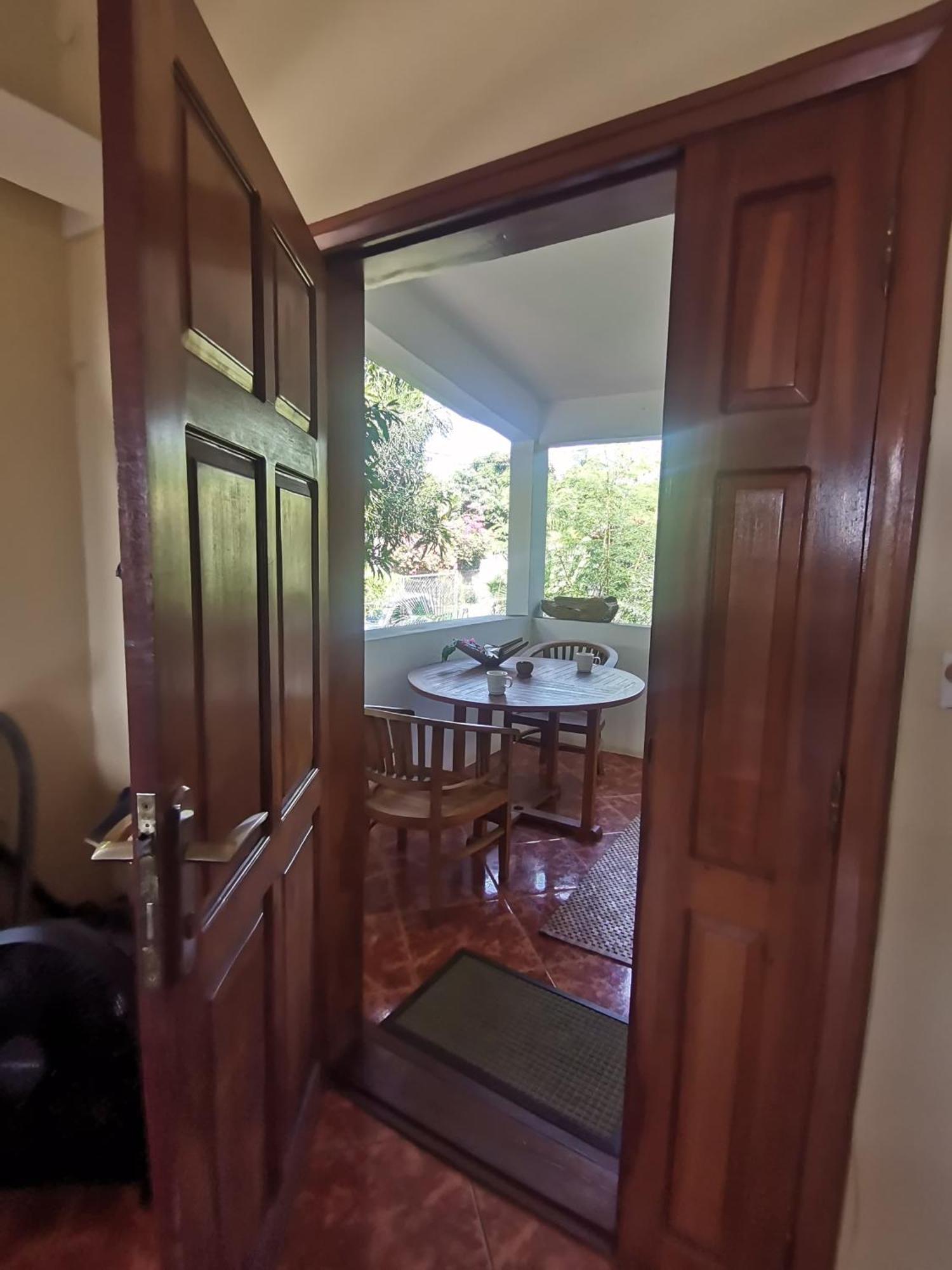Modern Apartment/3Bedrooms/2Bathrooms/Rooftop/Jacuzzi Pointe aux Sable エクステリア 写真